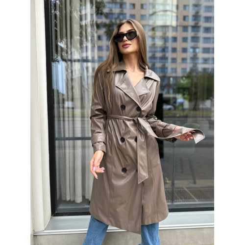 женский тренч из эко кожи кофейный
