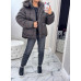 Женская зимняя куртка объемная с капюшоном шоколадного цвета Женская зимняя куртка объемная с капюшоном шоколадного цвета
